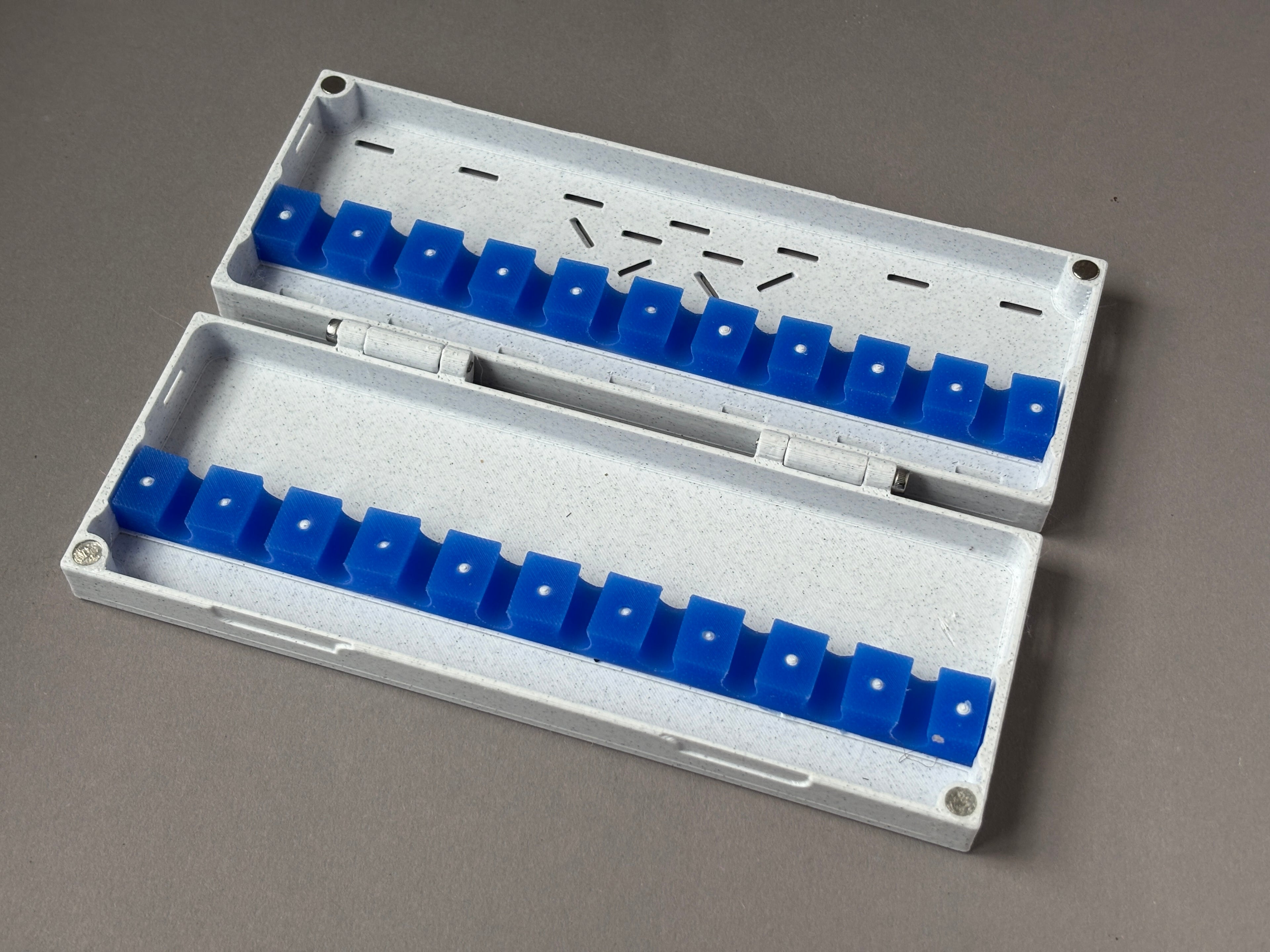 bassoon reed case for 20 reeds open slim ultra thin