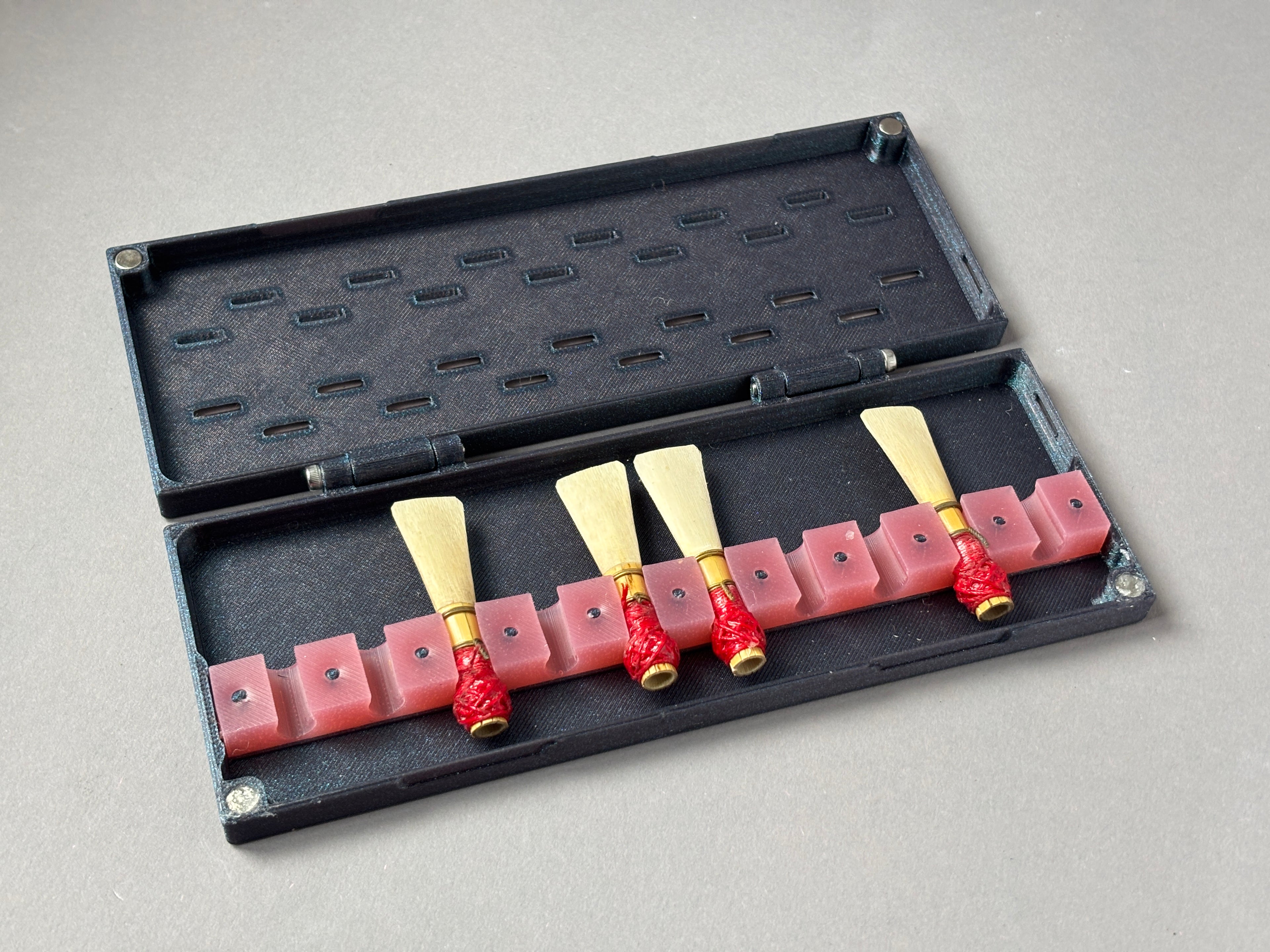 blue black bassoon reed case for 10 reeds