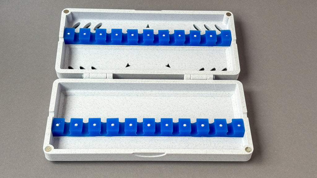 white marble bassoon reed case open 20 reeds