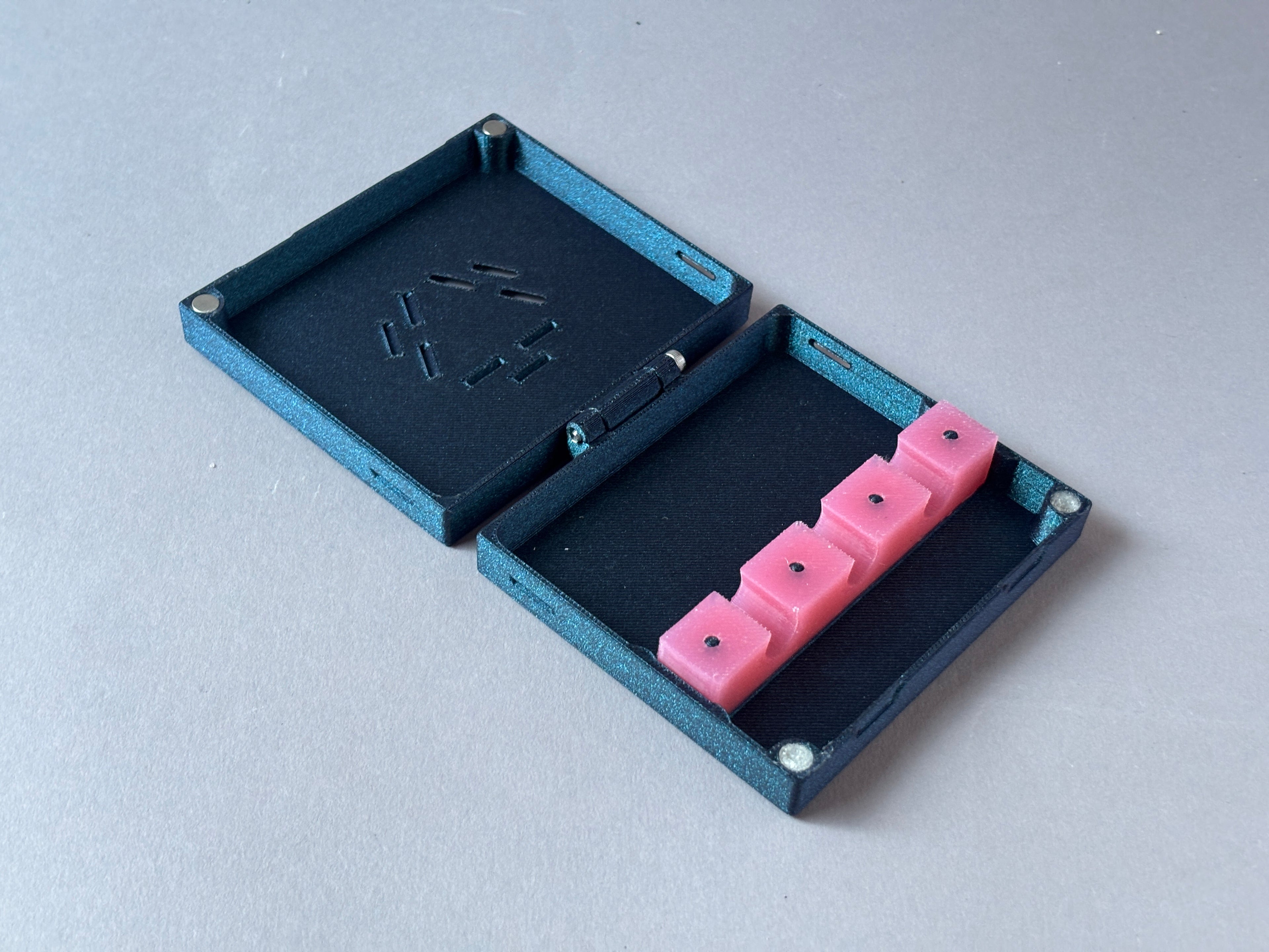 black blue contra case for 3 reeds fswstudio handmade custom colors