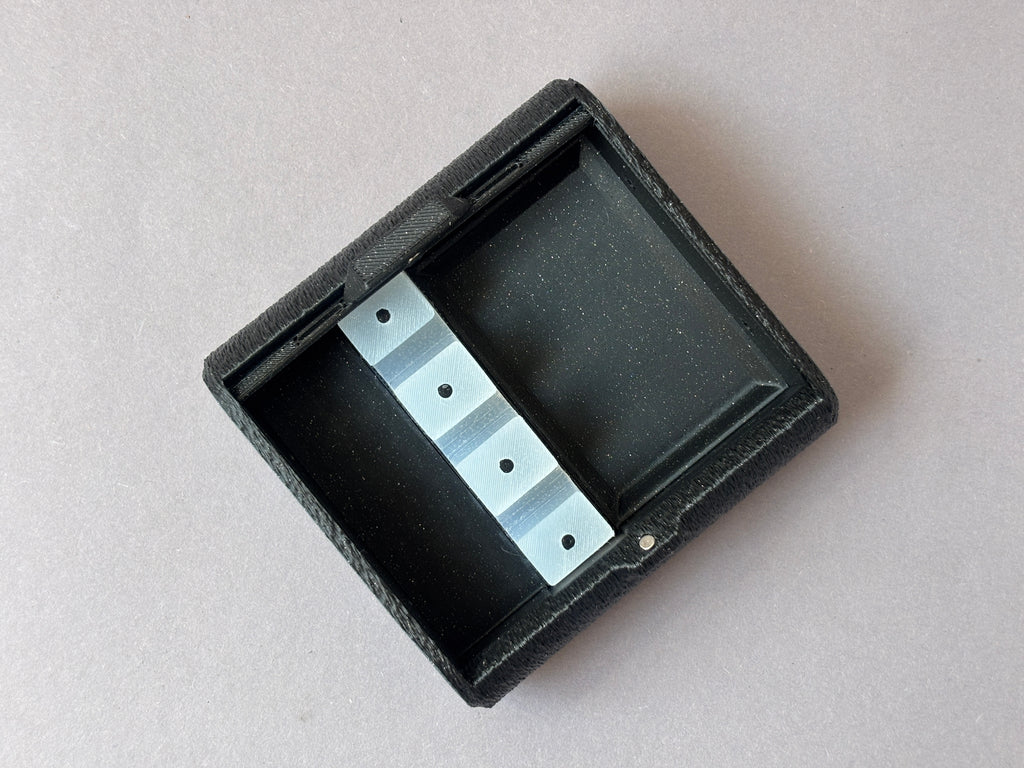TAMBI - Bassoon Reed Case for 3 Reeds