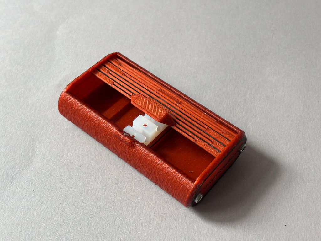 TAMBI - Oboe Reed Case for 3 Reeds