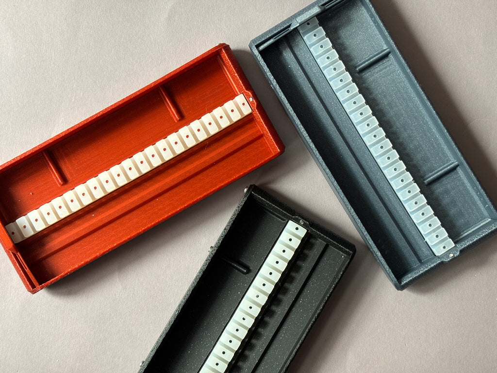 TAMBI - Oboe Reed Case for 20 Reeds